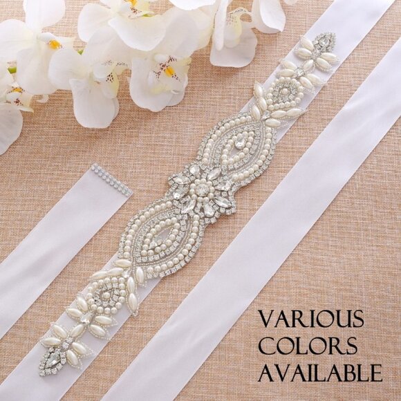 Wedding dress sash satin bow crystals sparkly elegant brand new great condition - Picture 1 of 8